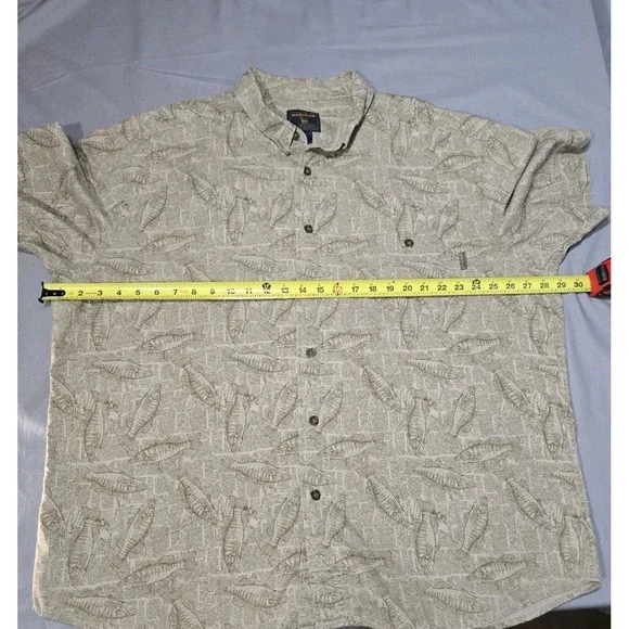 Woolrich Mens 2XL Khaki Newspaper Bass Fish Print Short Sleeve Button Down Shirt - Picture 9 of 11